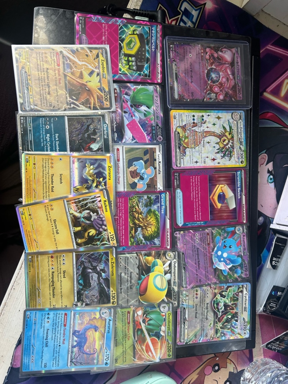 Pokémon TCG Assorted Holo bundle